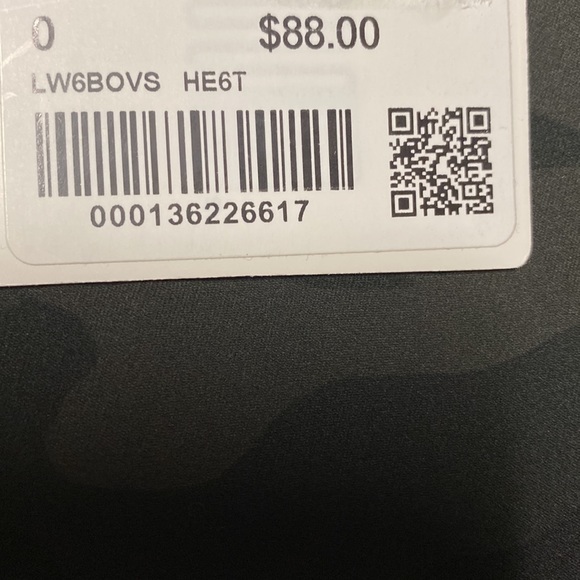 Lululemon align high rise crop 21” leggings - Picture 4 of 4